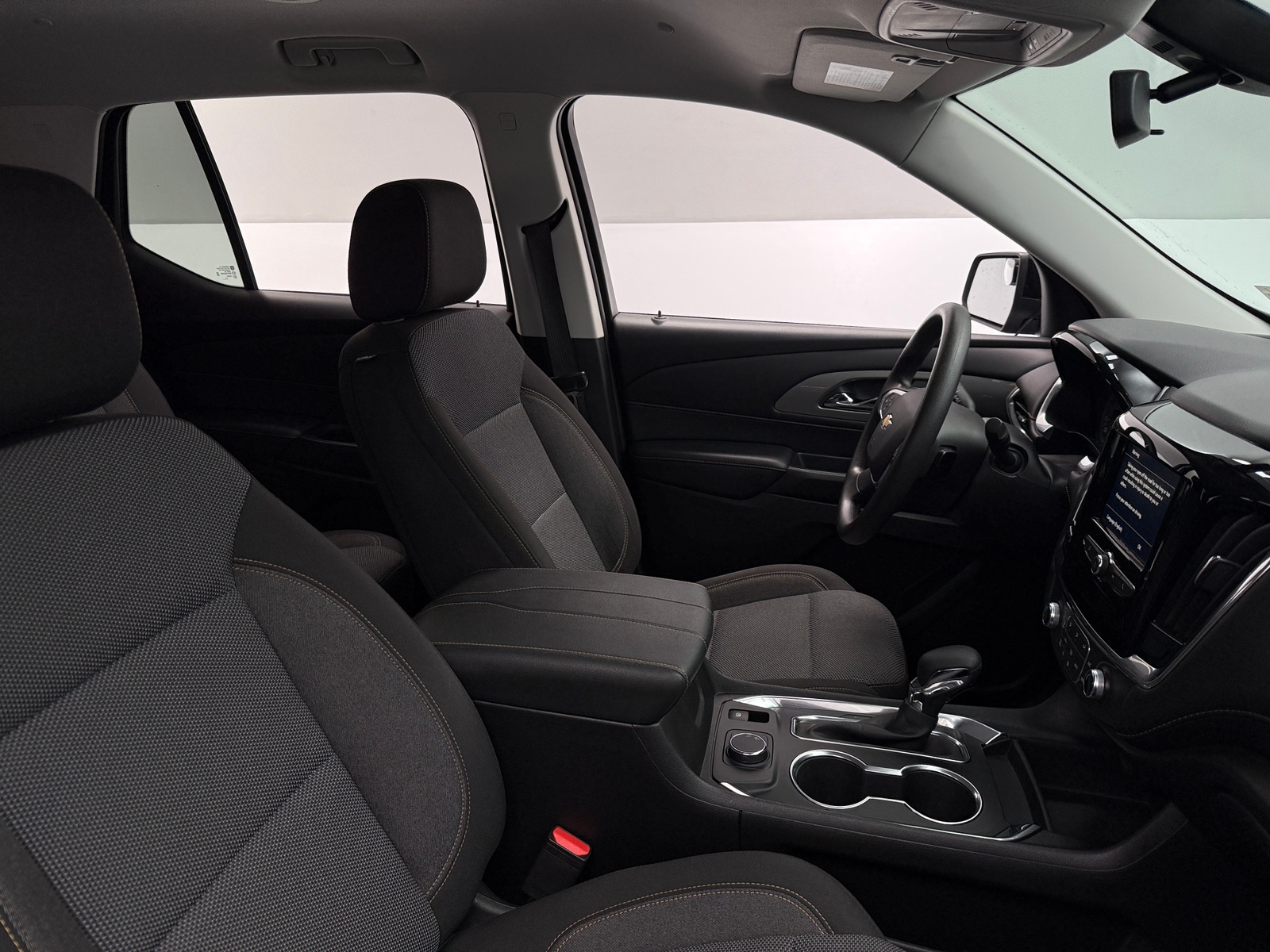 Thumbnail: 2021 Chevrolet Traverse - 2