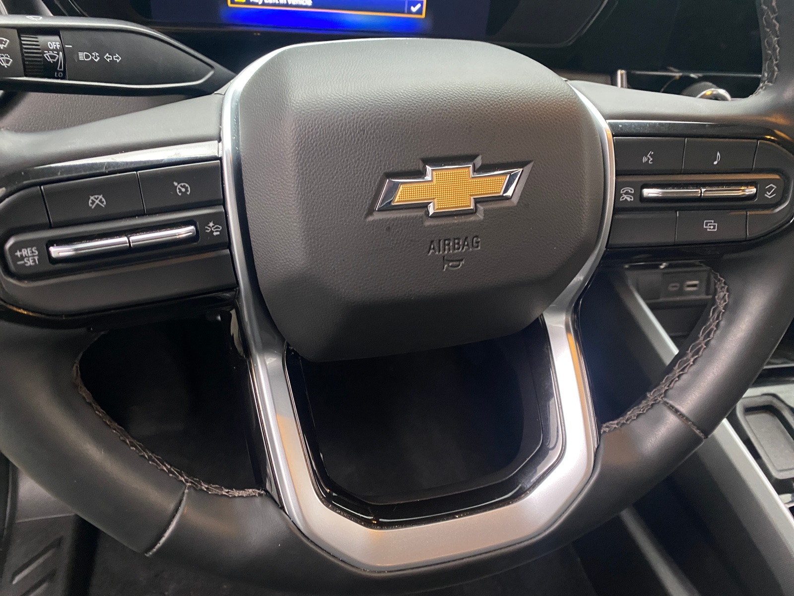 Thumbnail: 2024 Chevrolet Colorado - 5