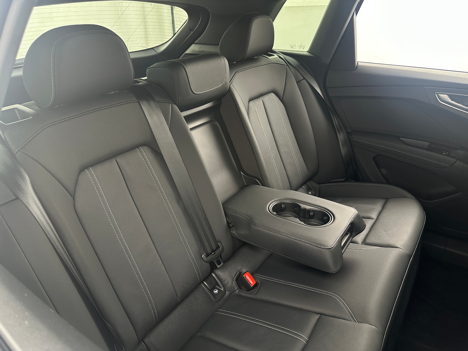 Thumbnail: 2023 Audi Q4 e-tron - 5