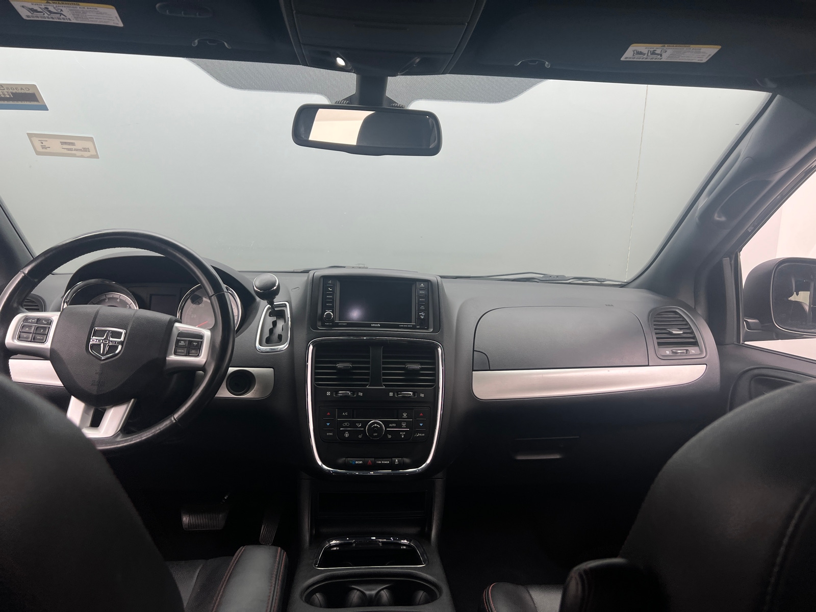 Thumbnail: 2019 Dodge Grand Caravan - 2