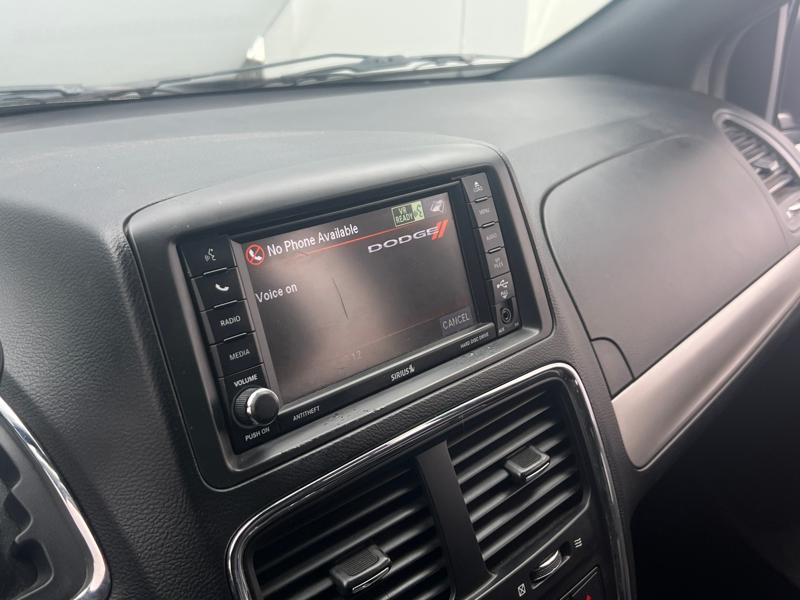 Thumbnail: 2019 Dodge Grand Caravan - 3