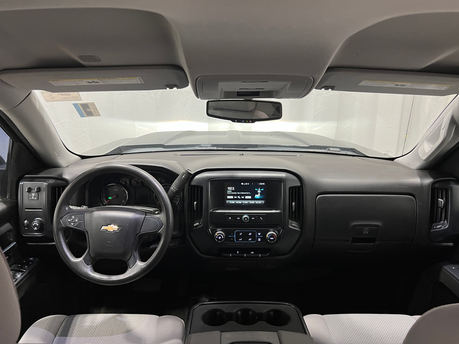 Thumbnail: 2018 Chevrolet Silverado 1500 - 3