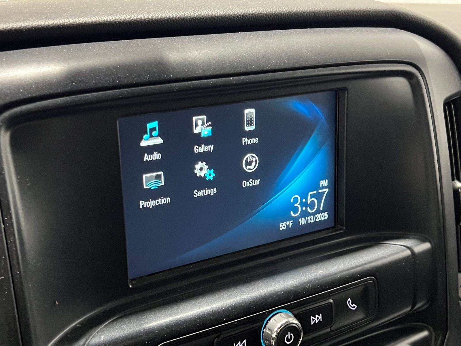 Thumbnail: 2018 Chevrolet Silverado 1500 - 4