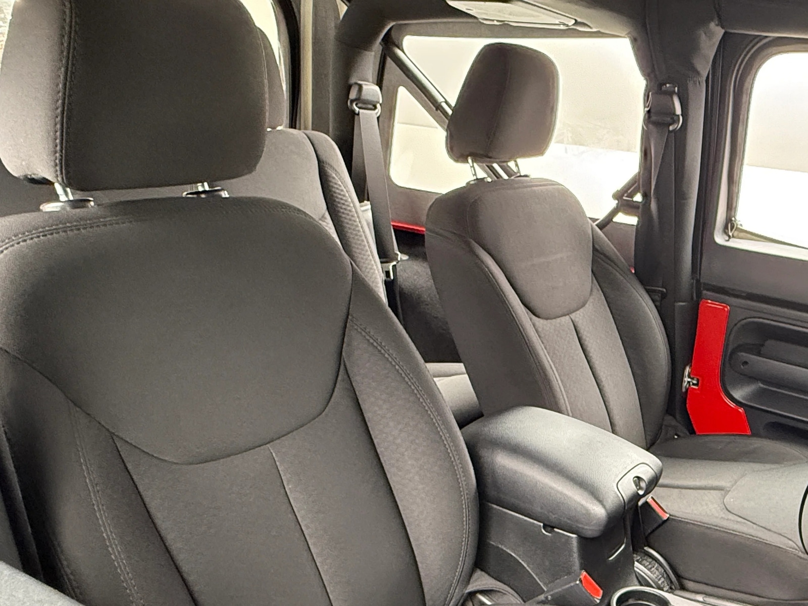 Thumbnail: 2016 Jeep Wrangler - 2