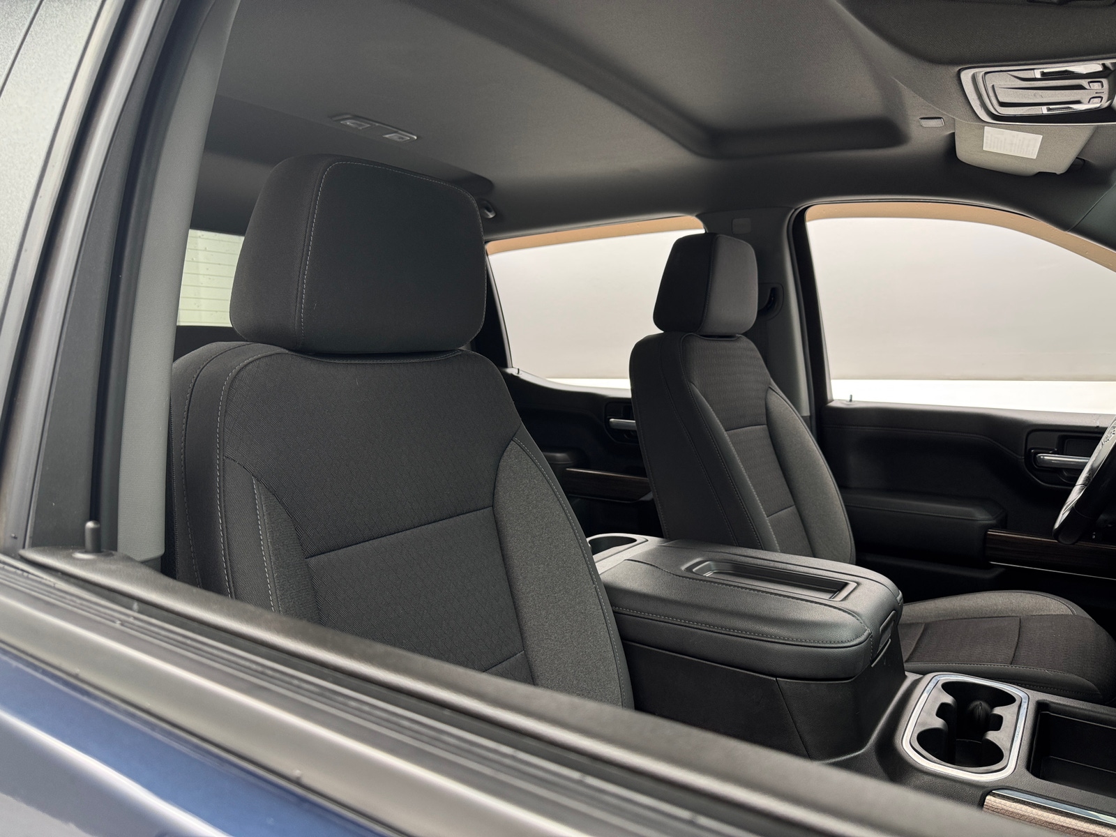 Thumbnail: 2021 Chevrolet Silverado 1500 - 2