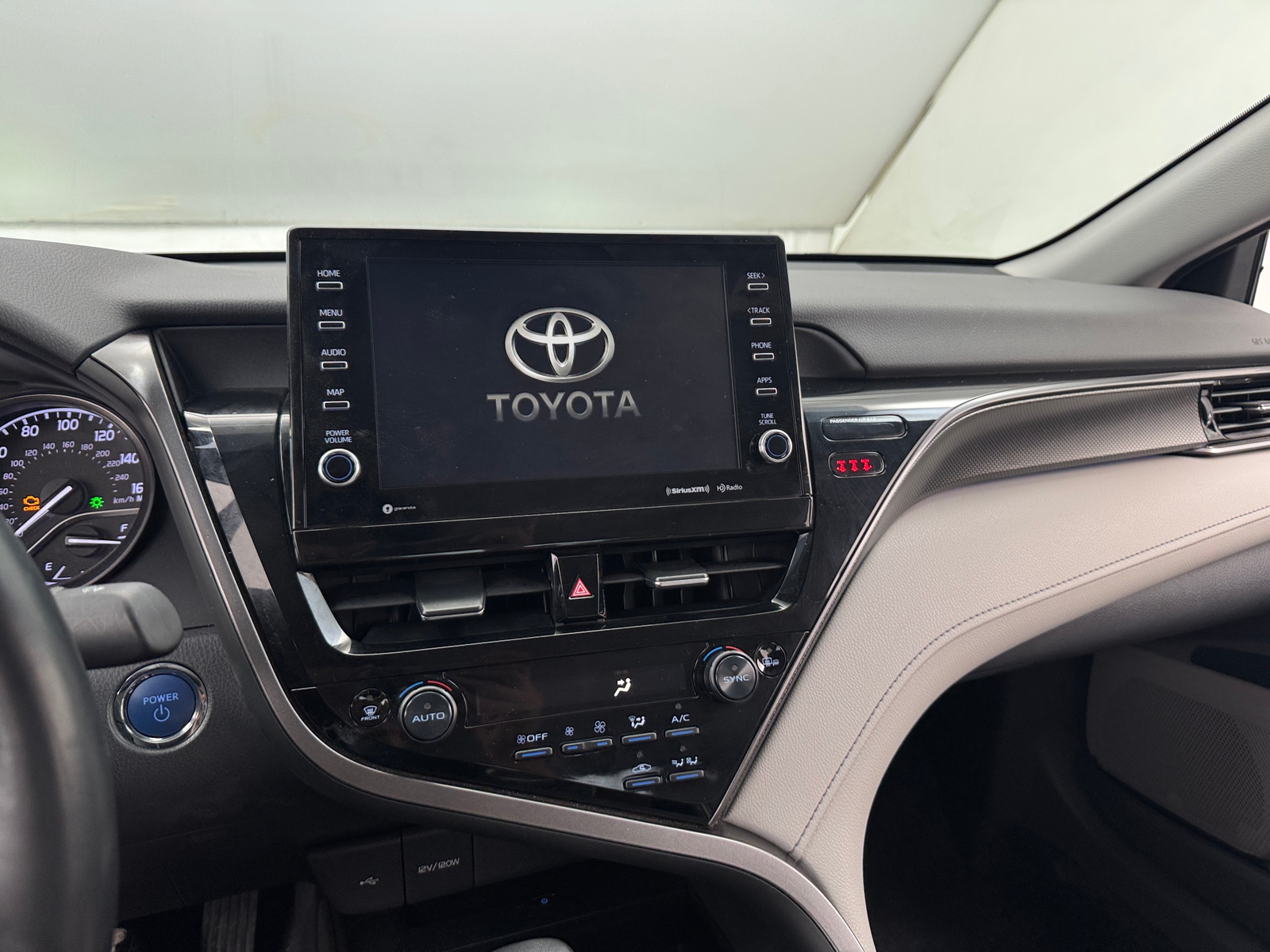 Thumbnail: 2022 Toyota Camry - 3