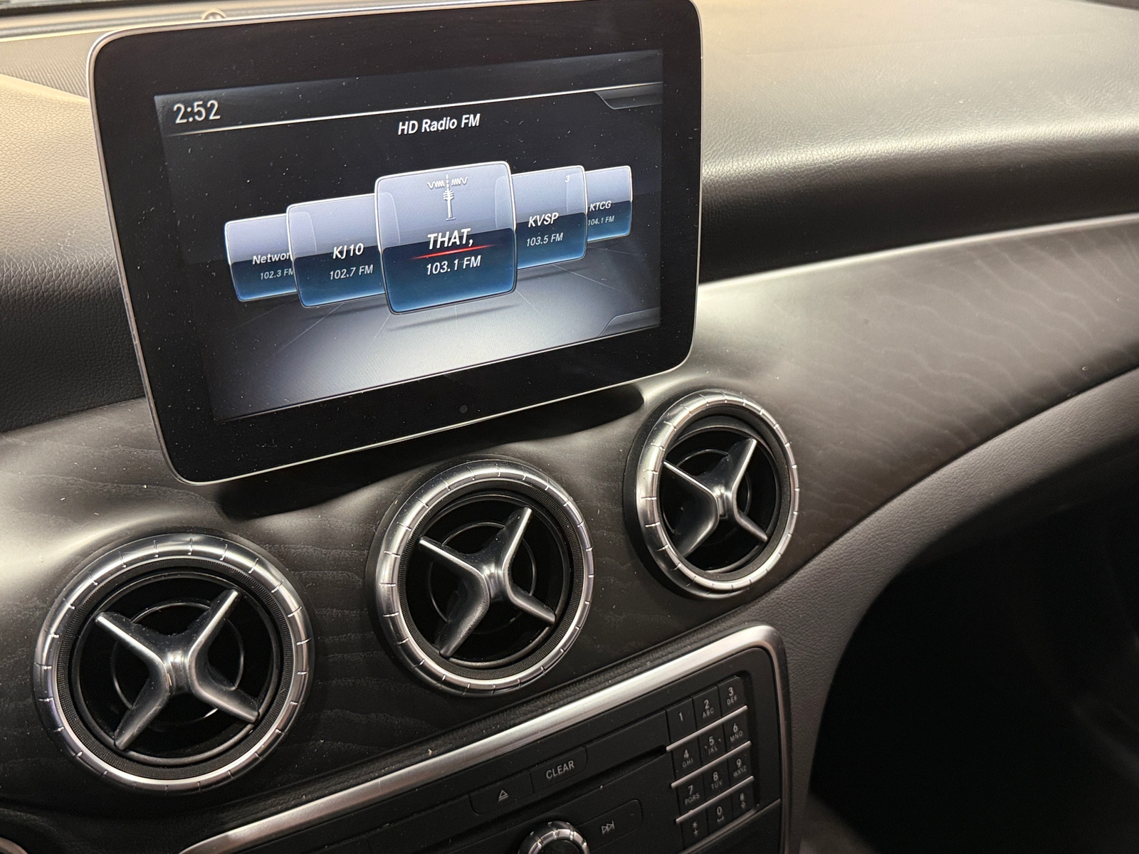 Thumbnail: 2017 Mercedes-Benz CLA - 2