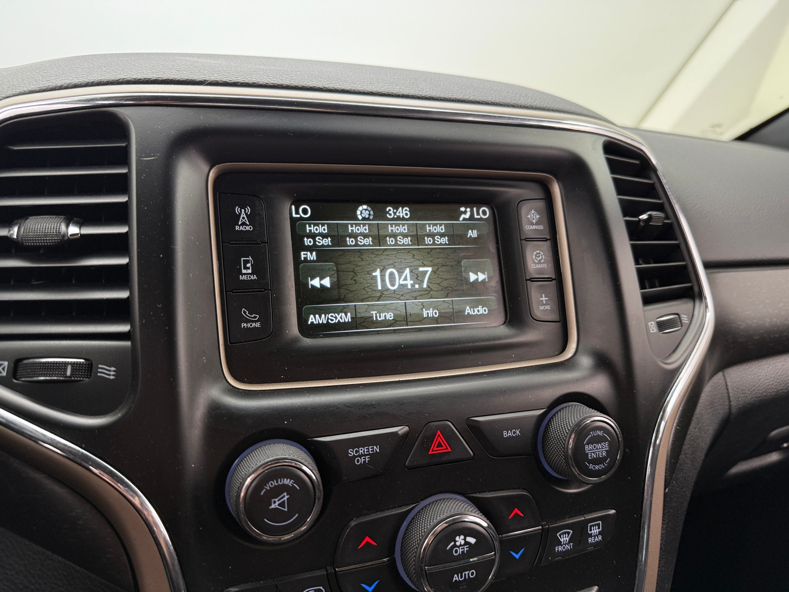 Thumbnail: 2017 Jeep Grand Cherokee - 4