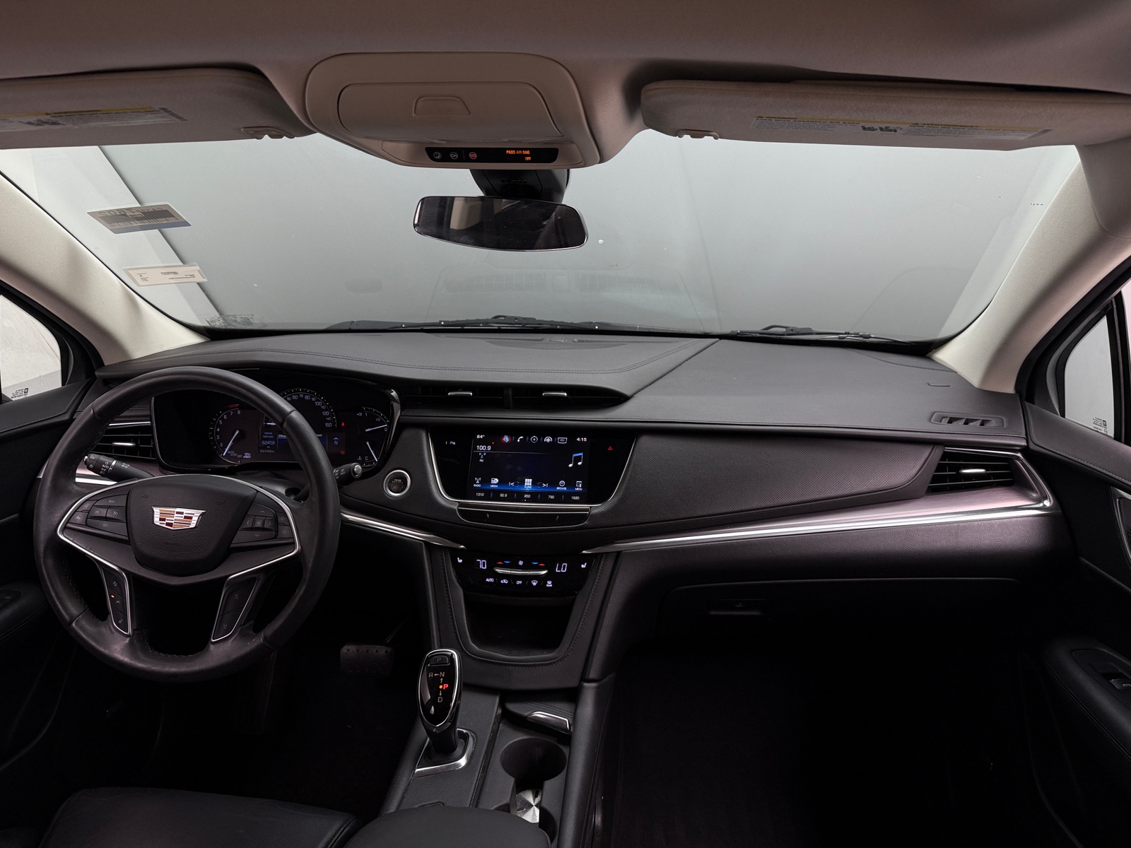 Thumbnail: 2017 Cadillac XT5 - 2