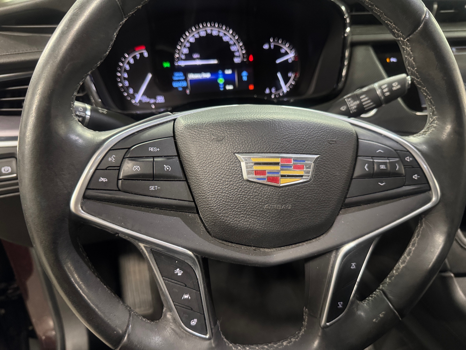 Thumbnail: 2017 Cadillac XT5 - 4
