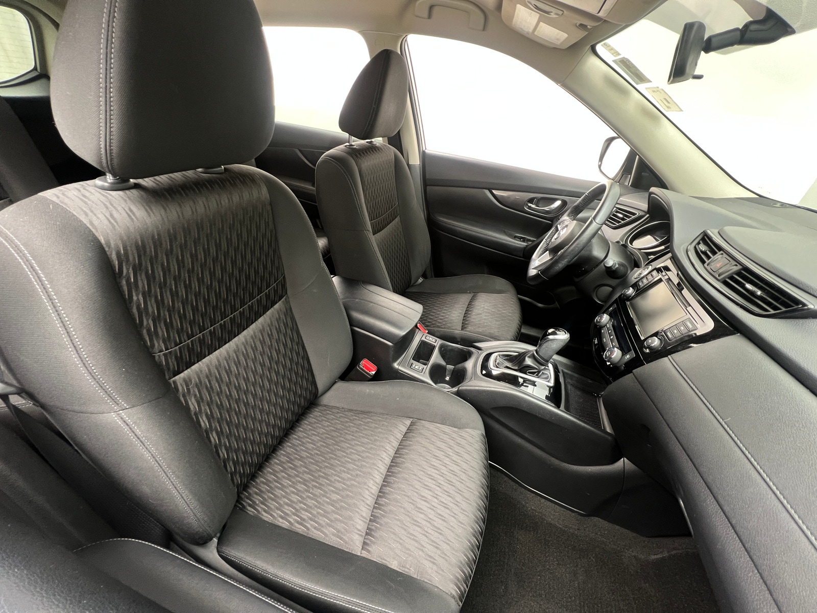 Thumbnail: 2018 Nissan Rogue - 2