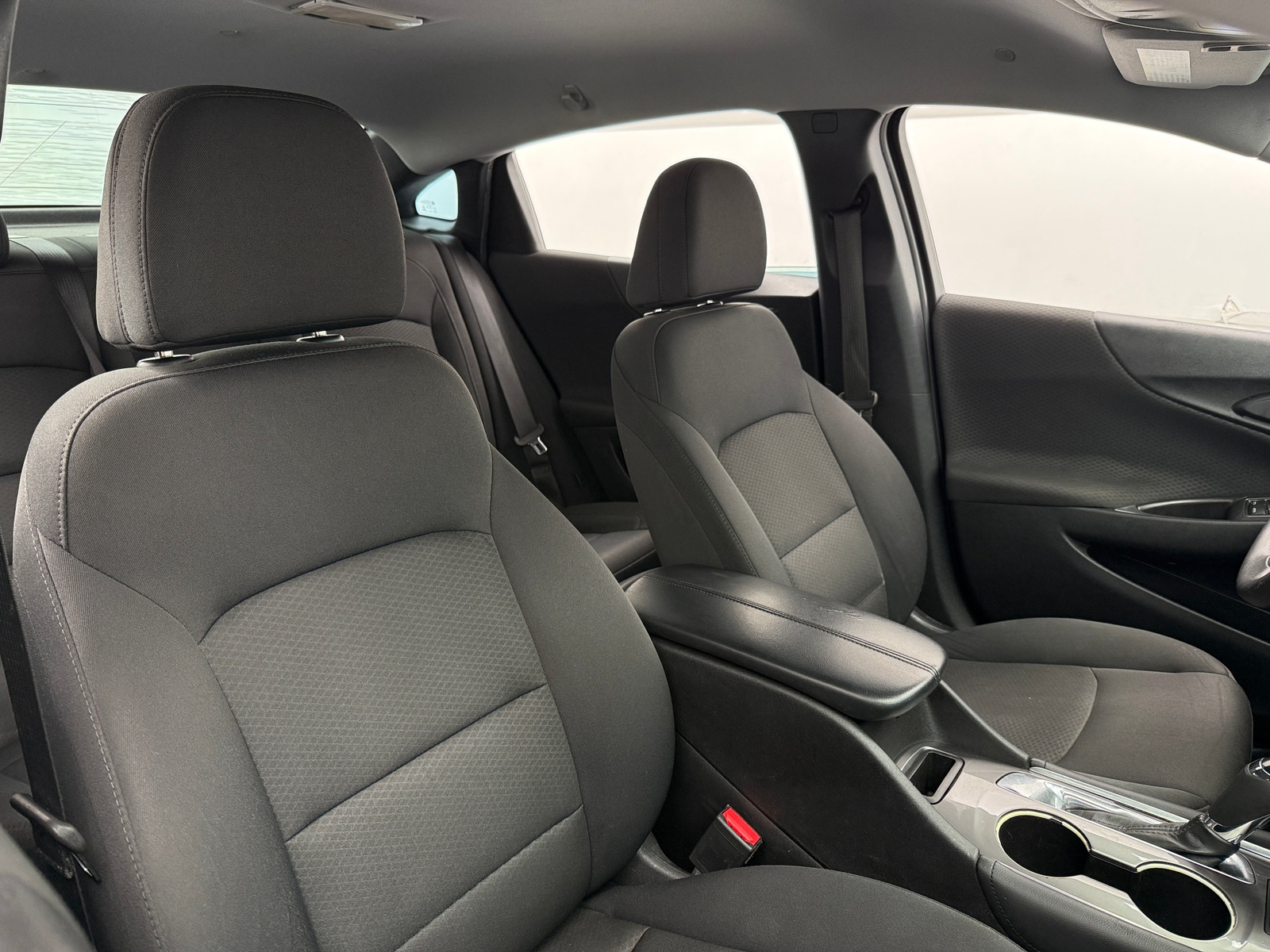 Thumbnail: 2016 Chevrolet Malibu - 2