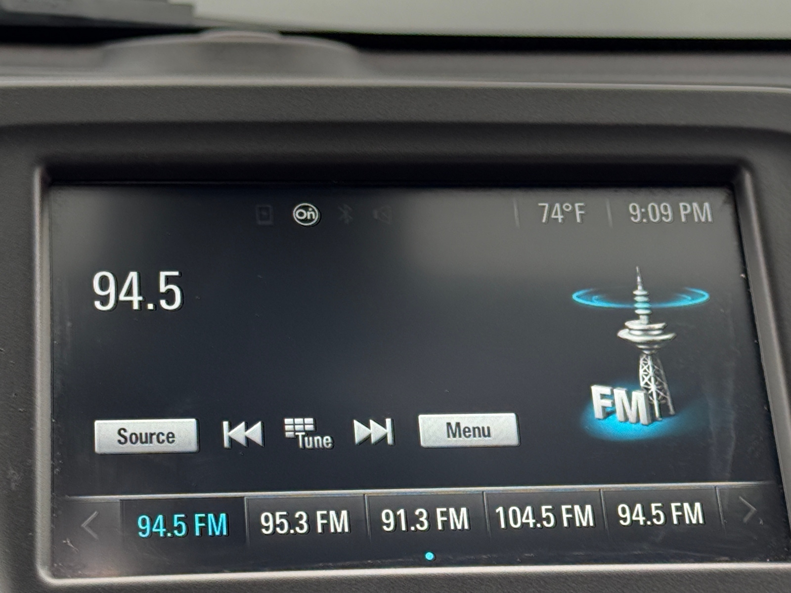 Thumbnail: 2016 Chevrolet Malibu - 4