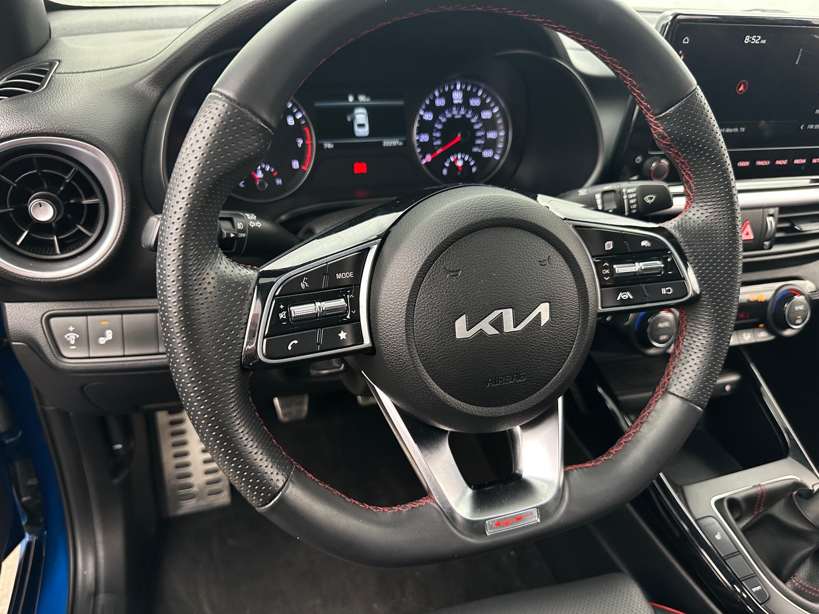 Thumbnail: 2023 Kia Forte - 4