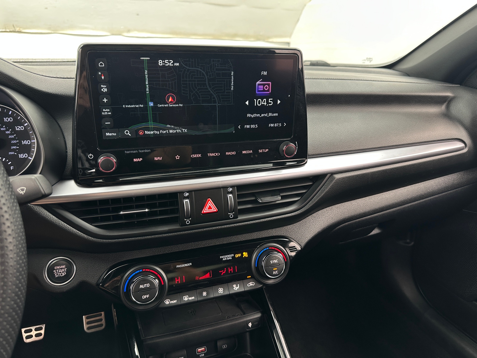 Thumbnail: 2023 Kia Forte - 3