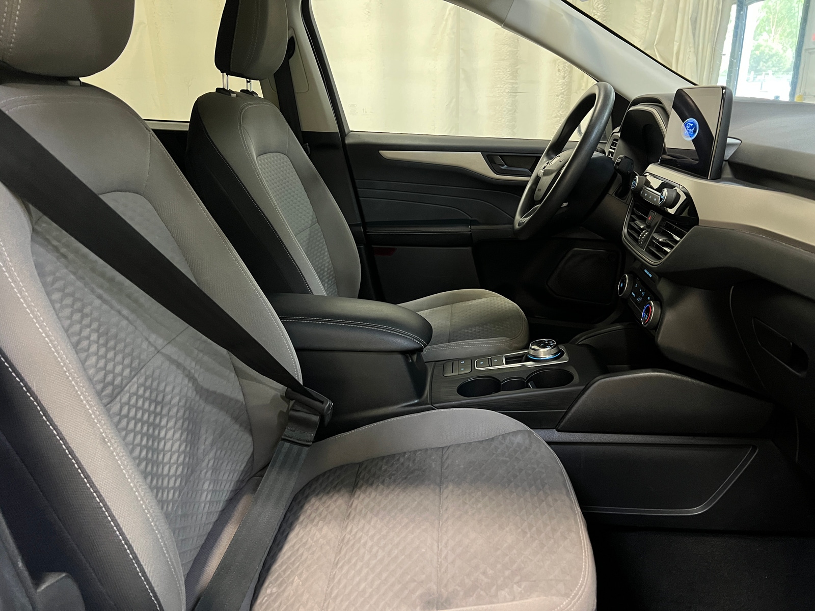 Thumbnail: 2022 Ford Escape - 2