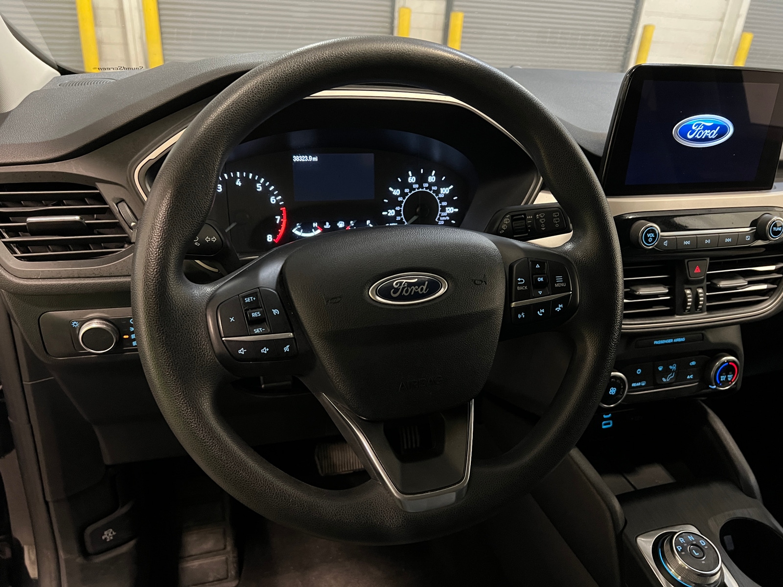 Thumbnail: 2022 Ford Escape - 5