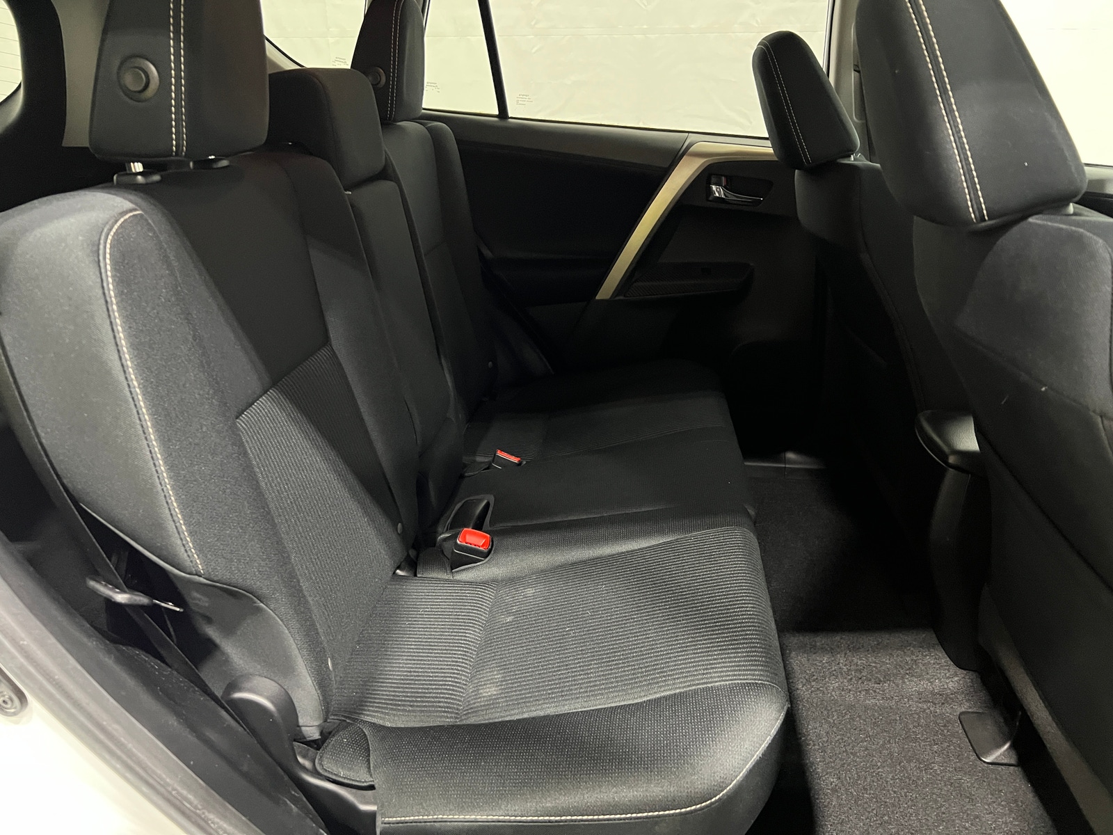 Thumbnail: 2015 Toyota RAV4 - 6
