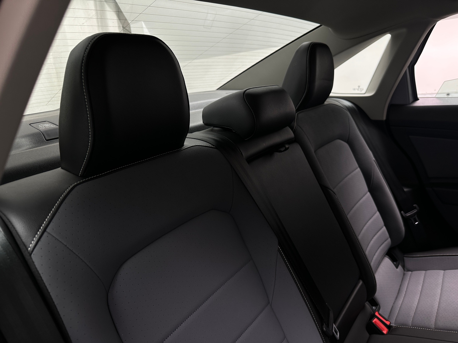Thumbnail: 2025 Volkswagen Jetta - 6