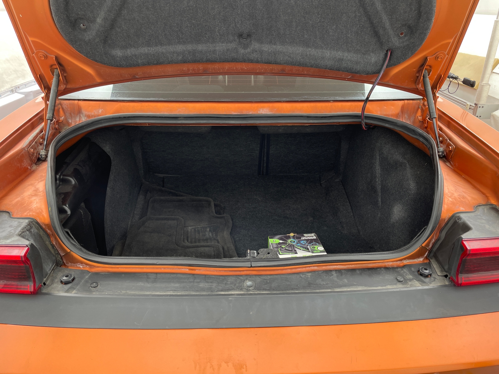 Thumbnail: 2011 Dodge Challenger - 4