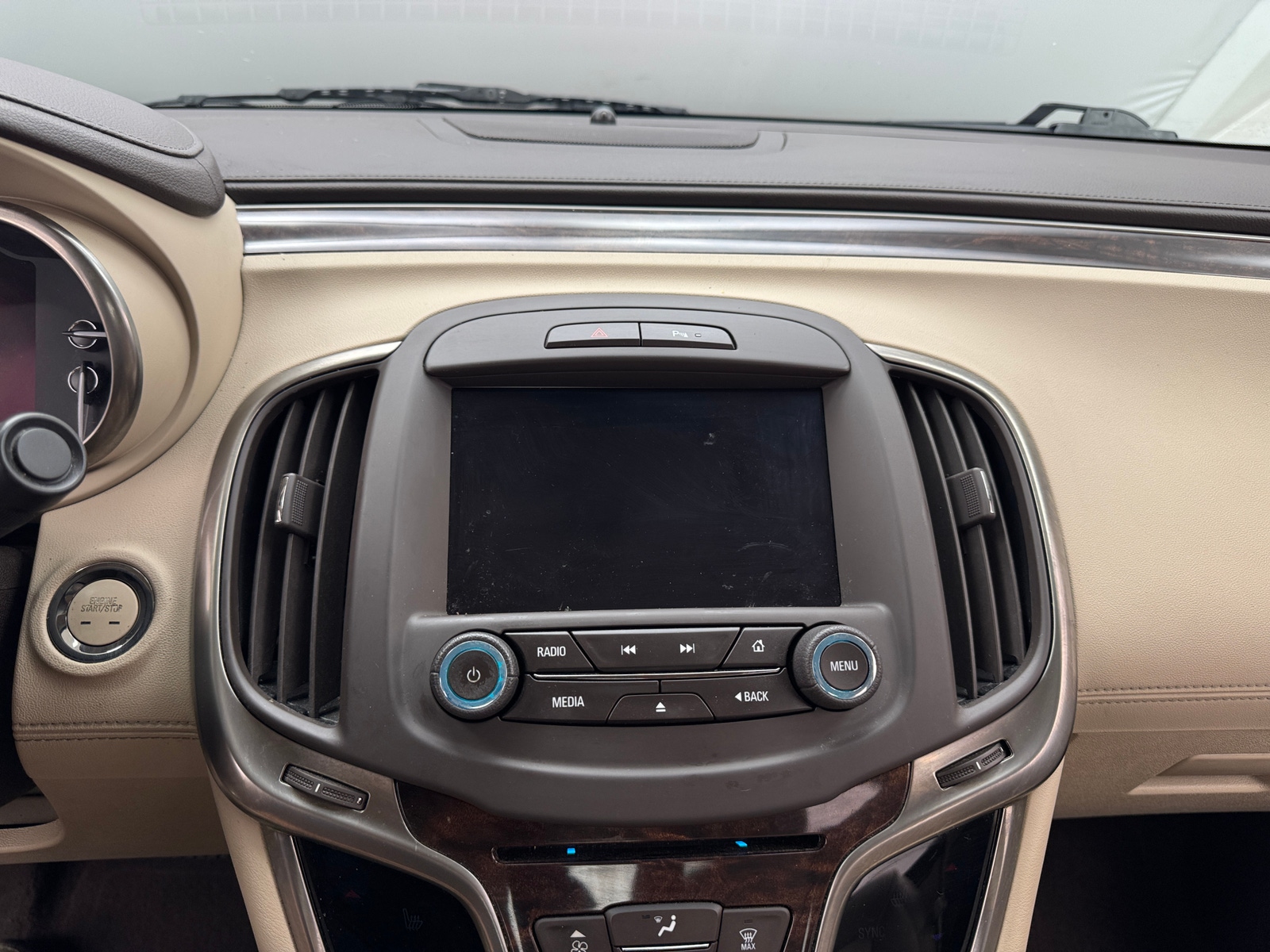 Thumbnail: 2015 Buick LaCrosse - 3