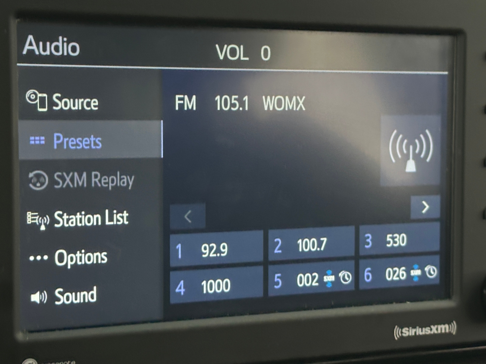 Thumbnail: 2021 Toyota RAV4 - 4