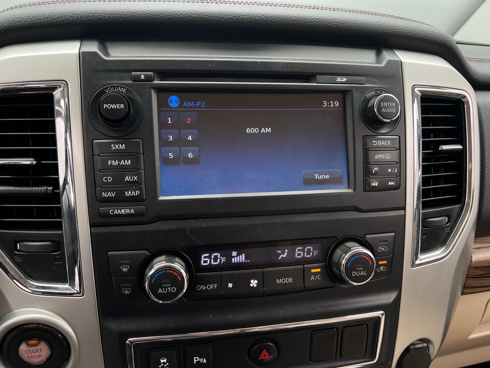 Thumbnail: 2016 Nissan Titan - 4