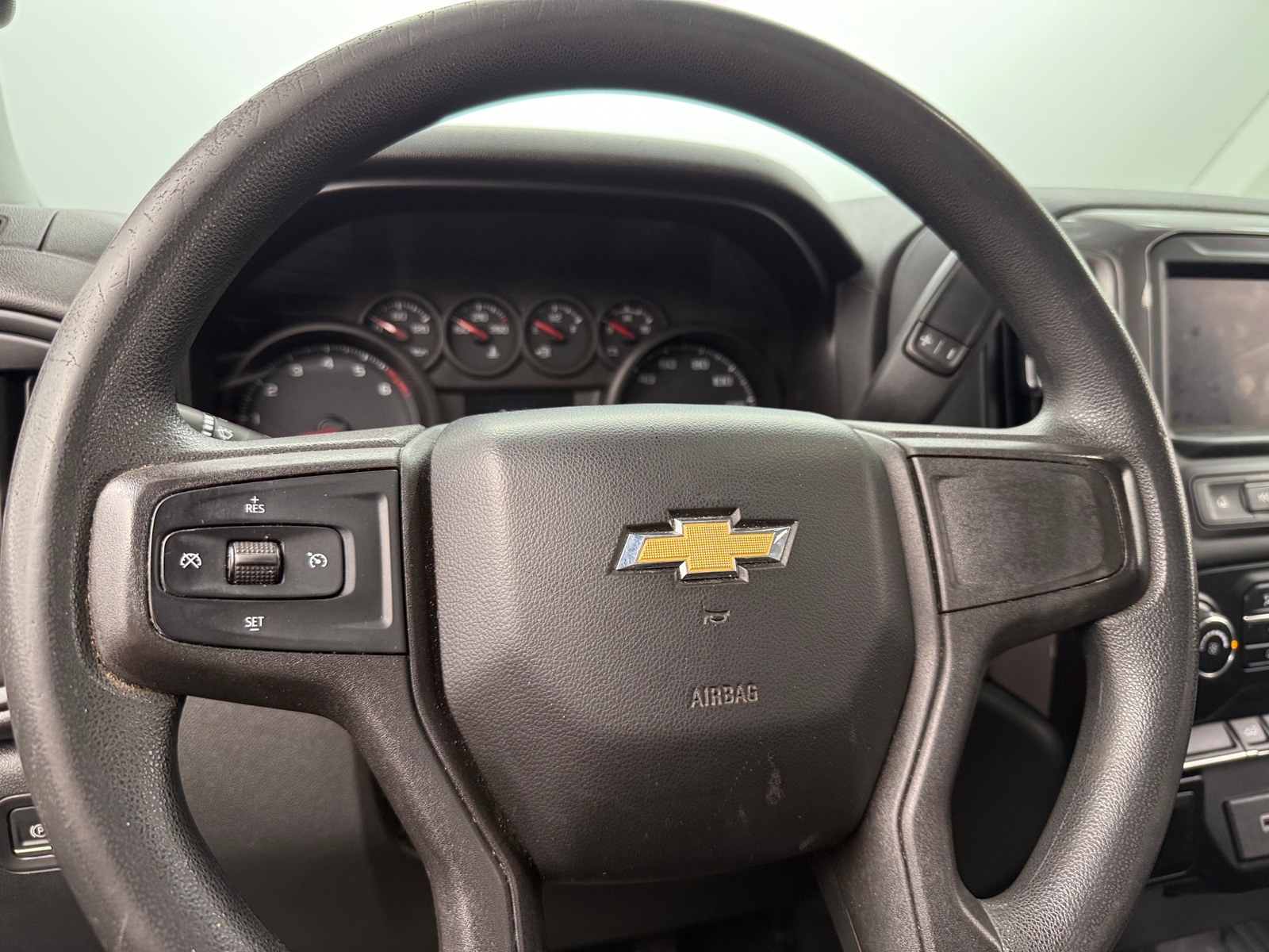 Thumbnail: 2020 Chevrolet Silverado 1500 - 5