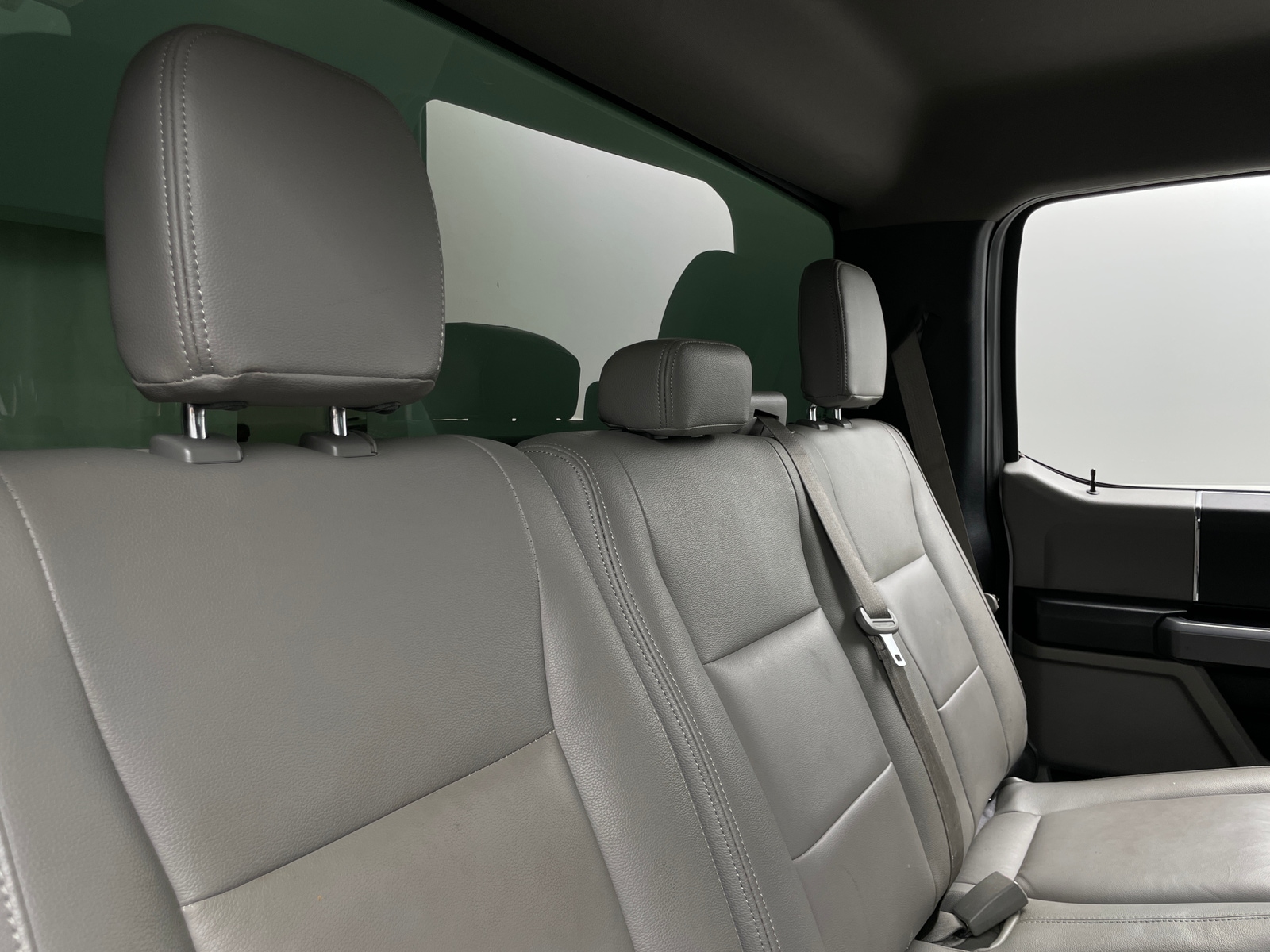 Thumbnail: 2019 Ford Econoline - 6