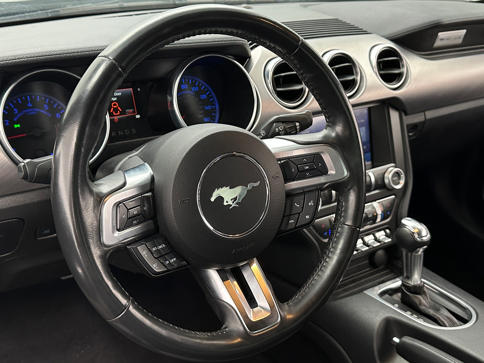 Thumbnail: 2022 Ford Mustang - 3