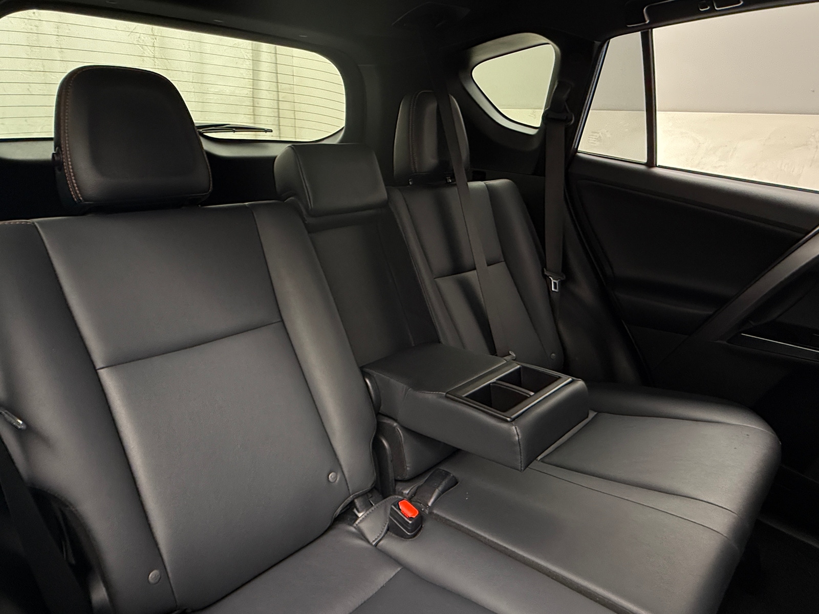 Thumbnail: 2017 Toyota RAV4 - 5