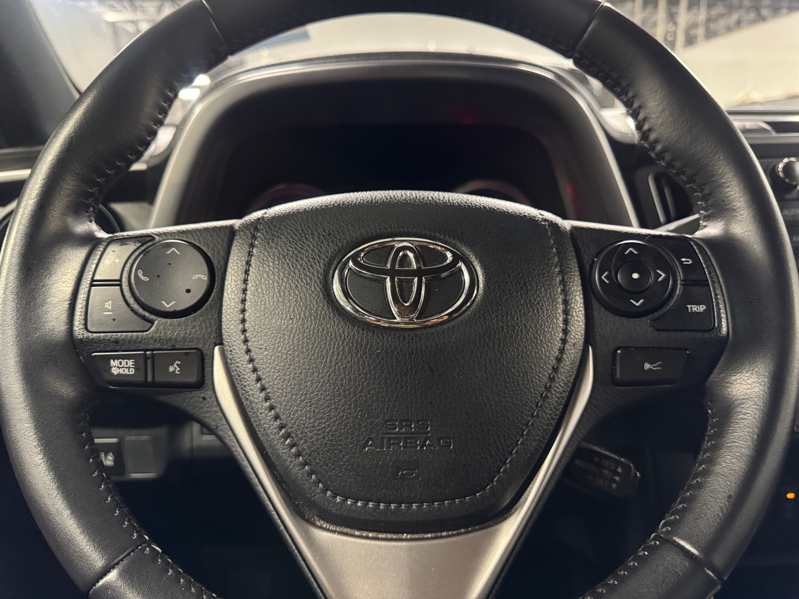 Thumbnail: 2017 Toyota RAV4 - 4