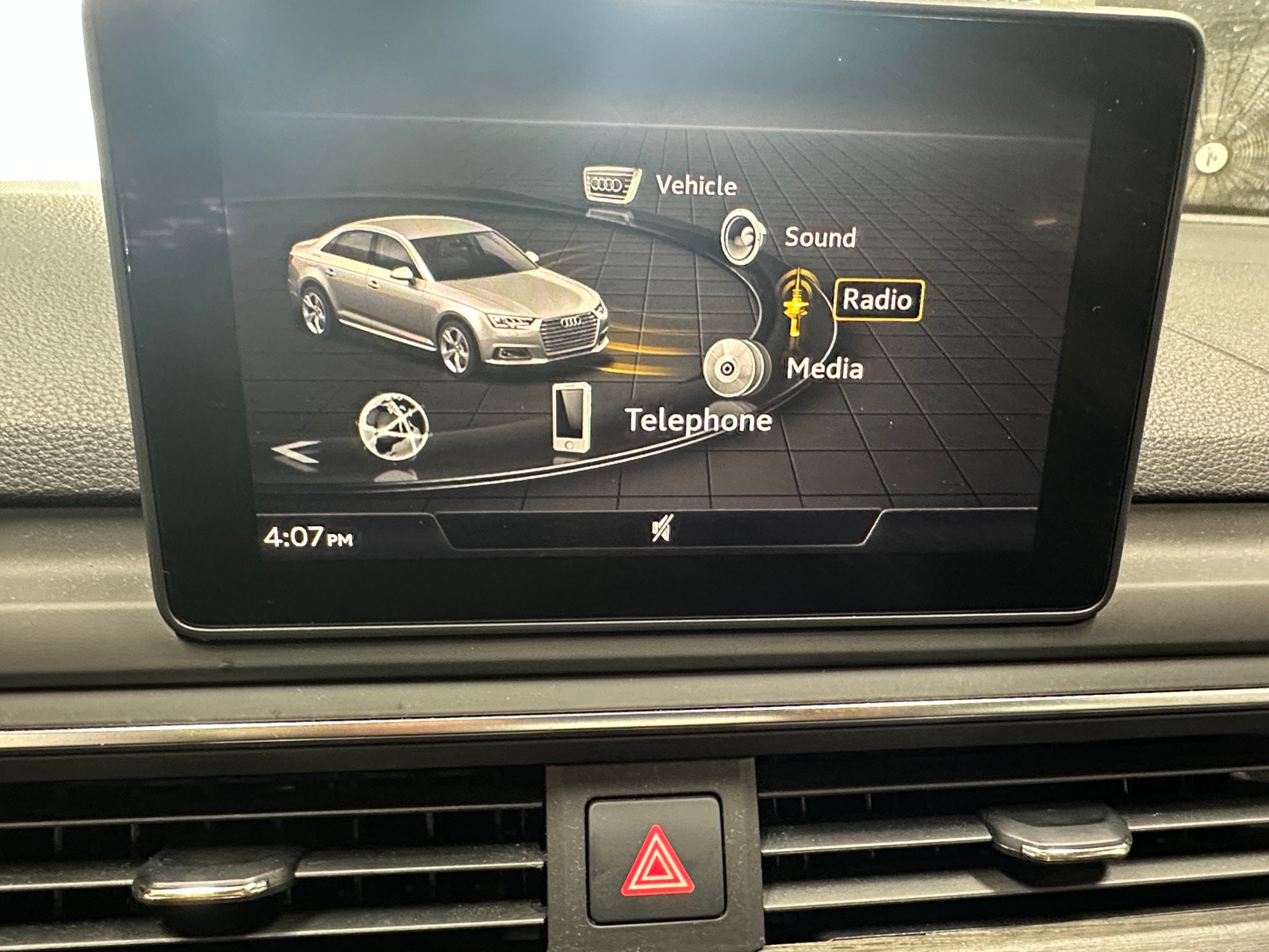 Thumbnail: 2019 Audi A4 - 3