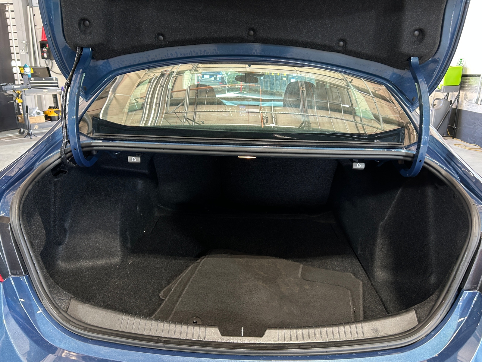 Thumbnail: 2024 Chevrolet Malibu - 7