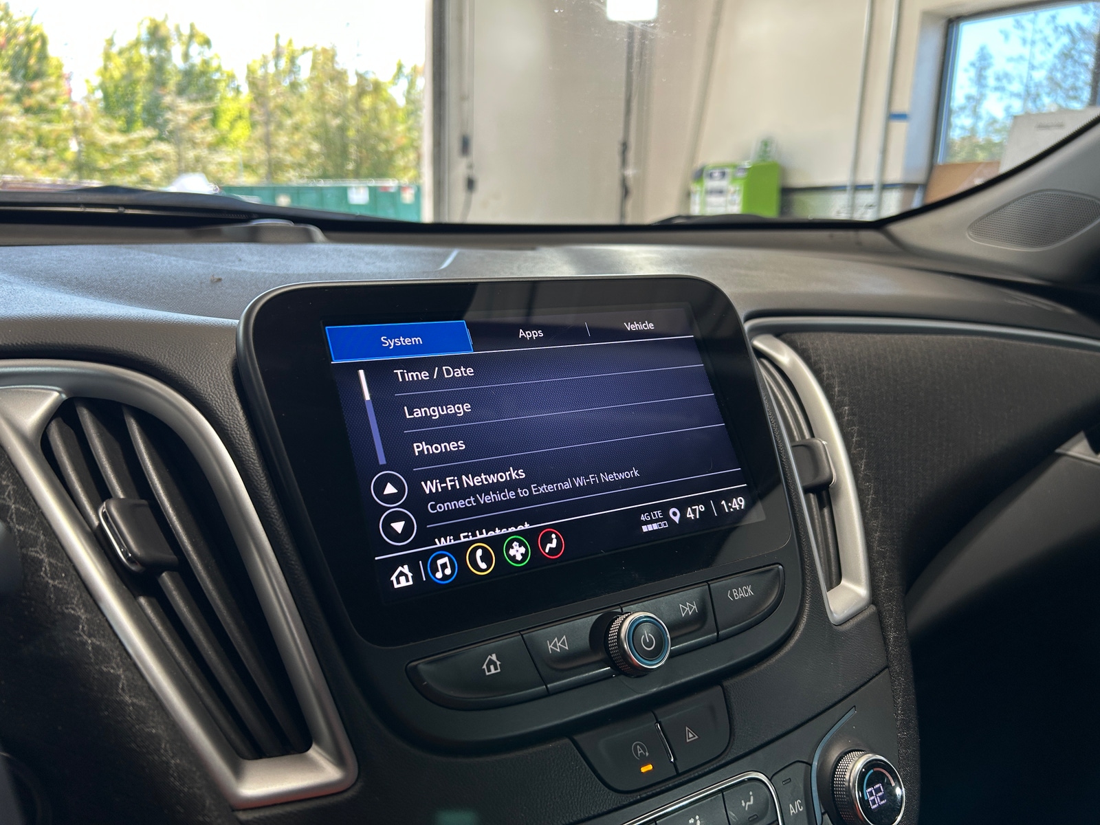 Thumbnail: 2024 Chevrolet Malibu - 4