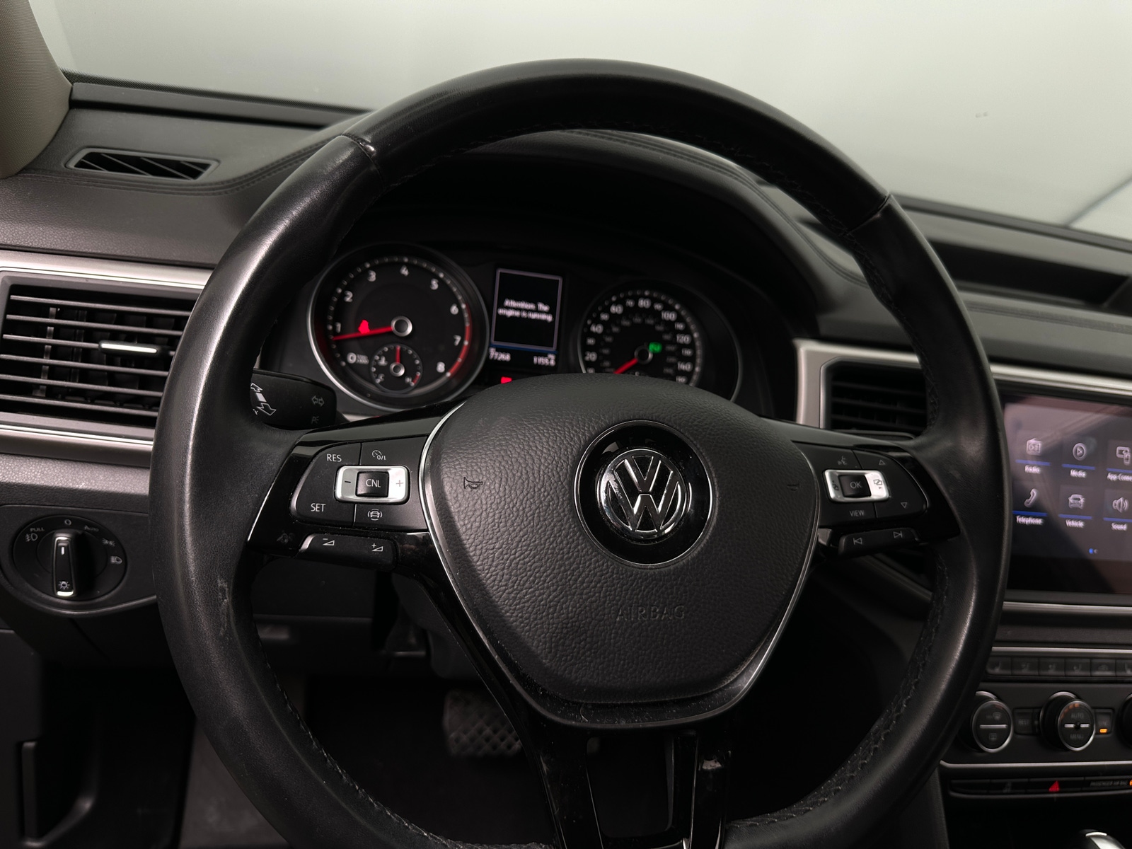 Thumbnail: 2019 Volkswagen Atlas - 4