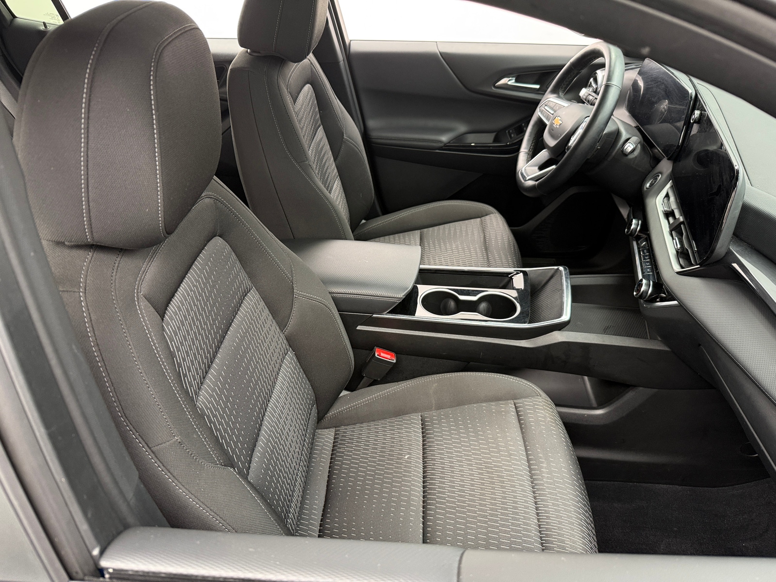 Thumbnail: 2025 Chevrolet Equinox - 2