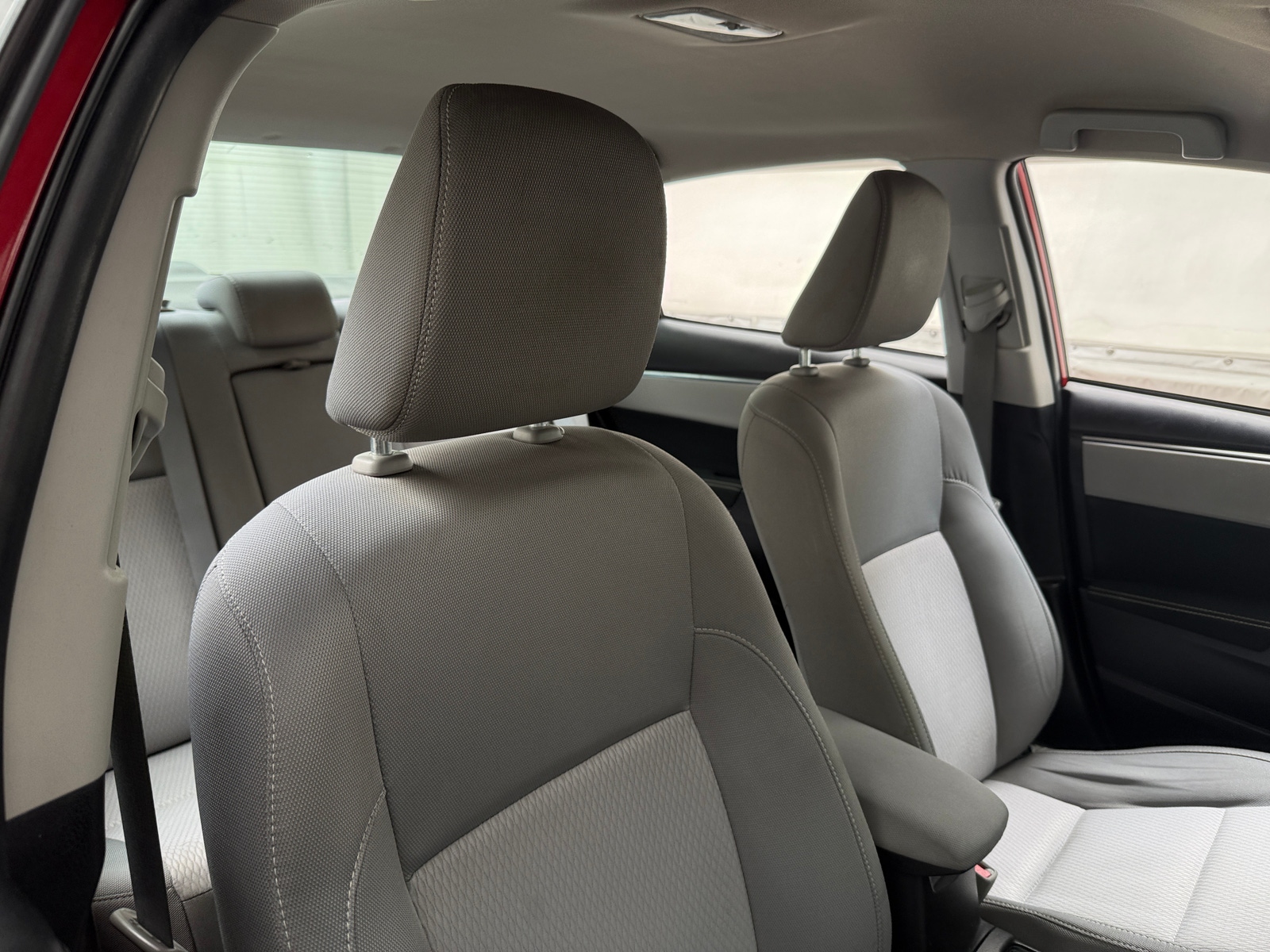 Thumbnail: 2015 Toyota Corolla - 2
