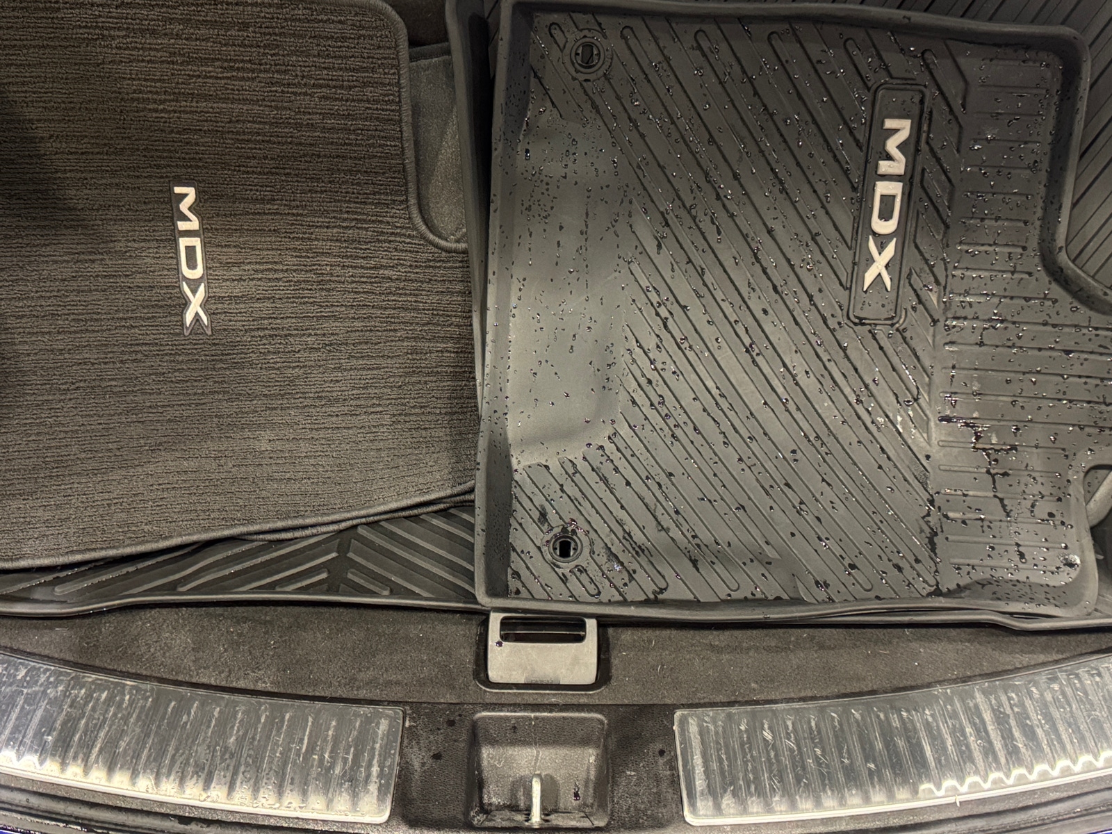 Thumbnail: 2020 Acura MDX - 6