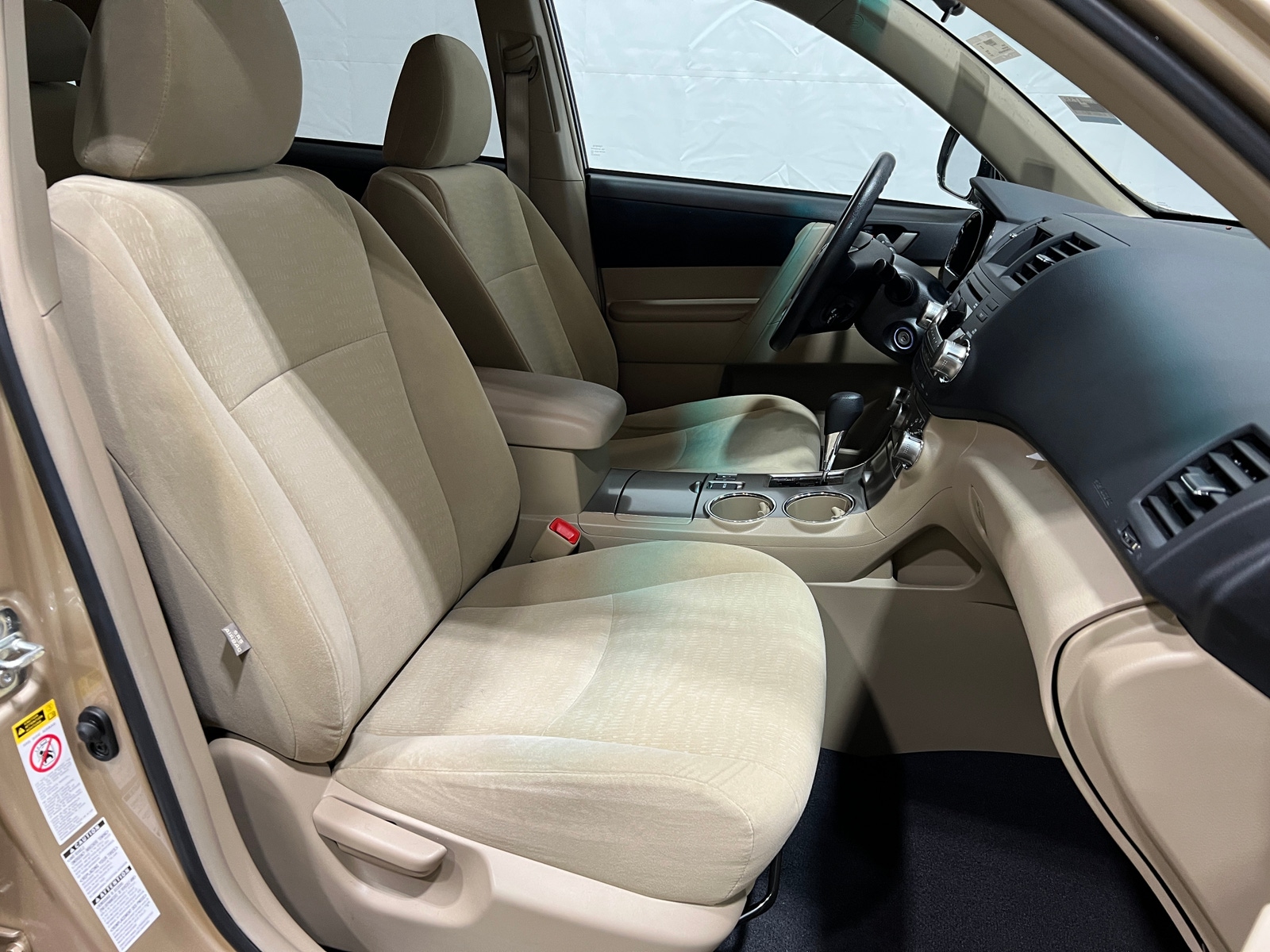 Thumbnail: 2012 Toyota Highlander - 2