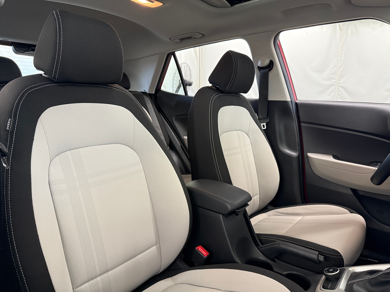 Thumbnail: 2022 Hyundai Venue - 2