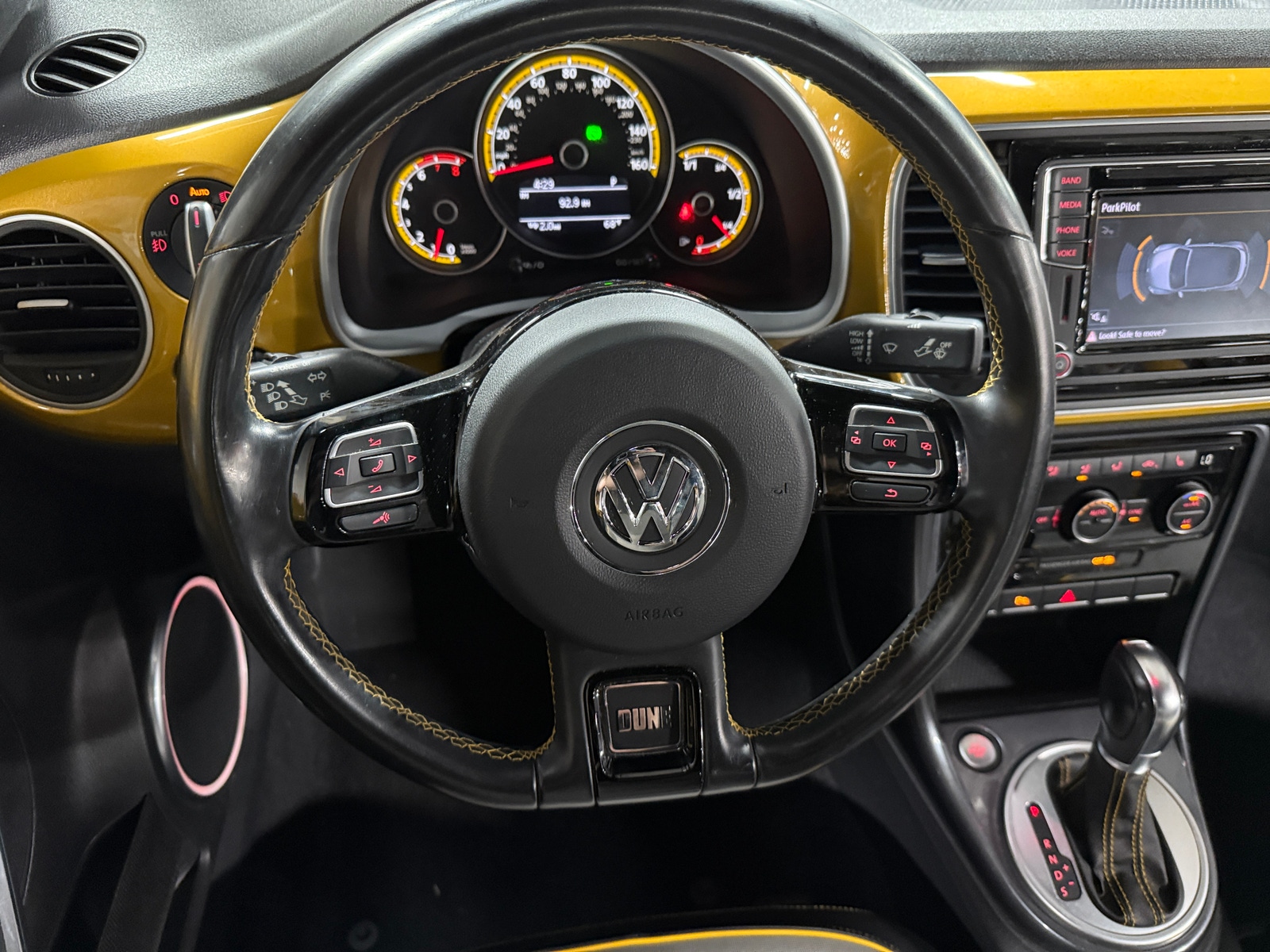 Thumbnail: 2017 Volkswagen Beetle - 5