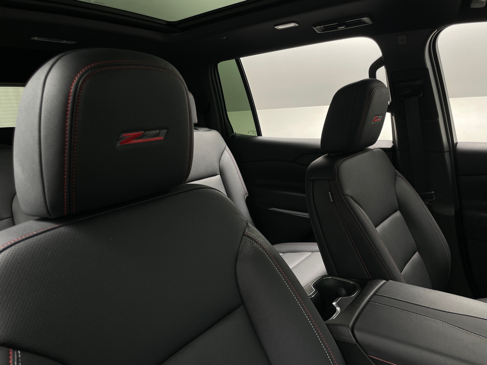 Thumbnail: 2024 Chevrolet Traverse - 2