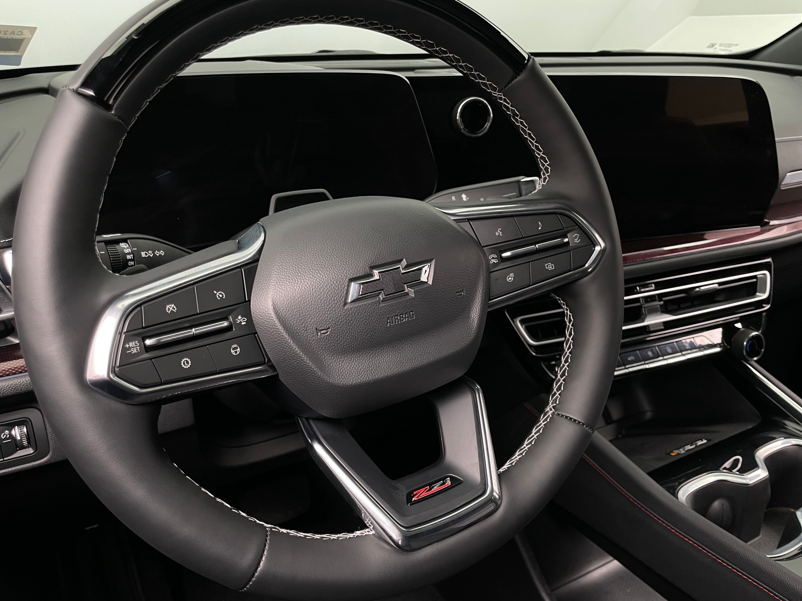 Thumbnail: 2024 Chevrolet Traverse - 5