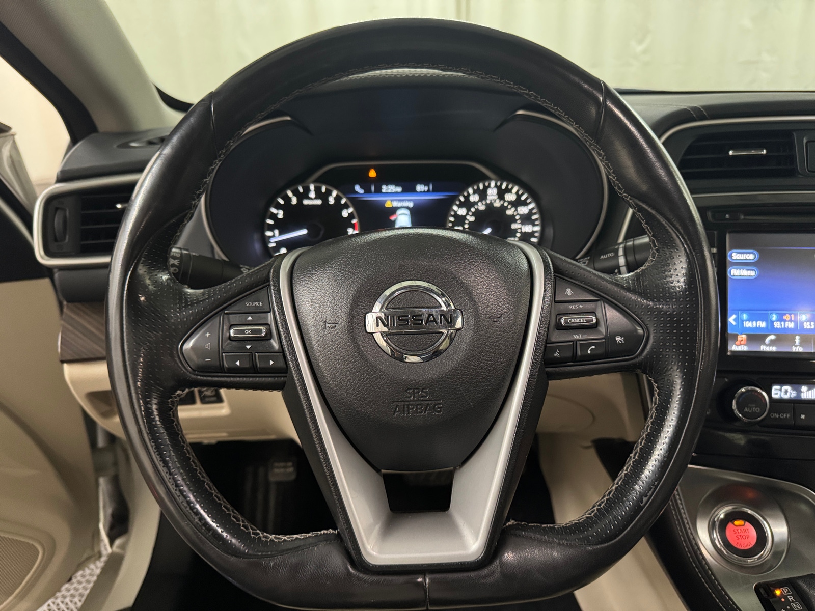 Thumbnail: 2017 Nissan Maxima - 4