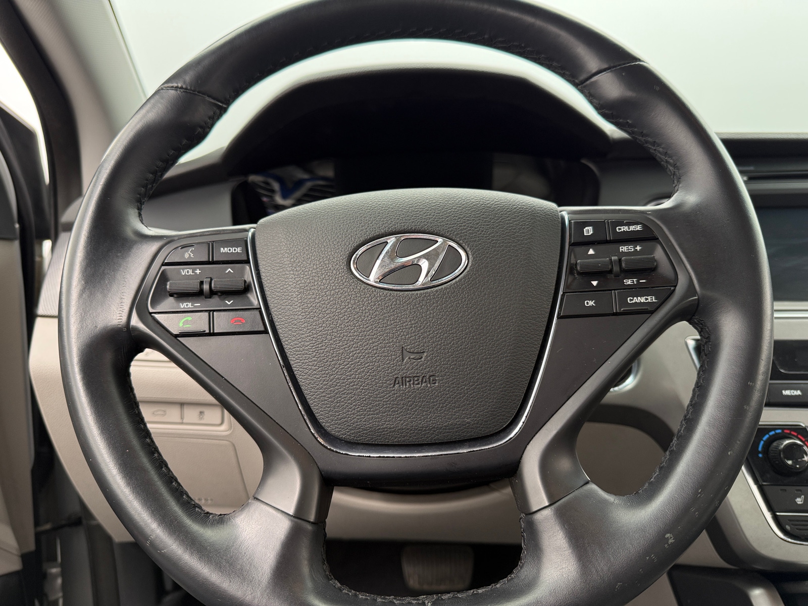 Thumbnail: 2016 Hyundai Sonata - 5