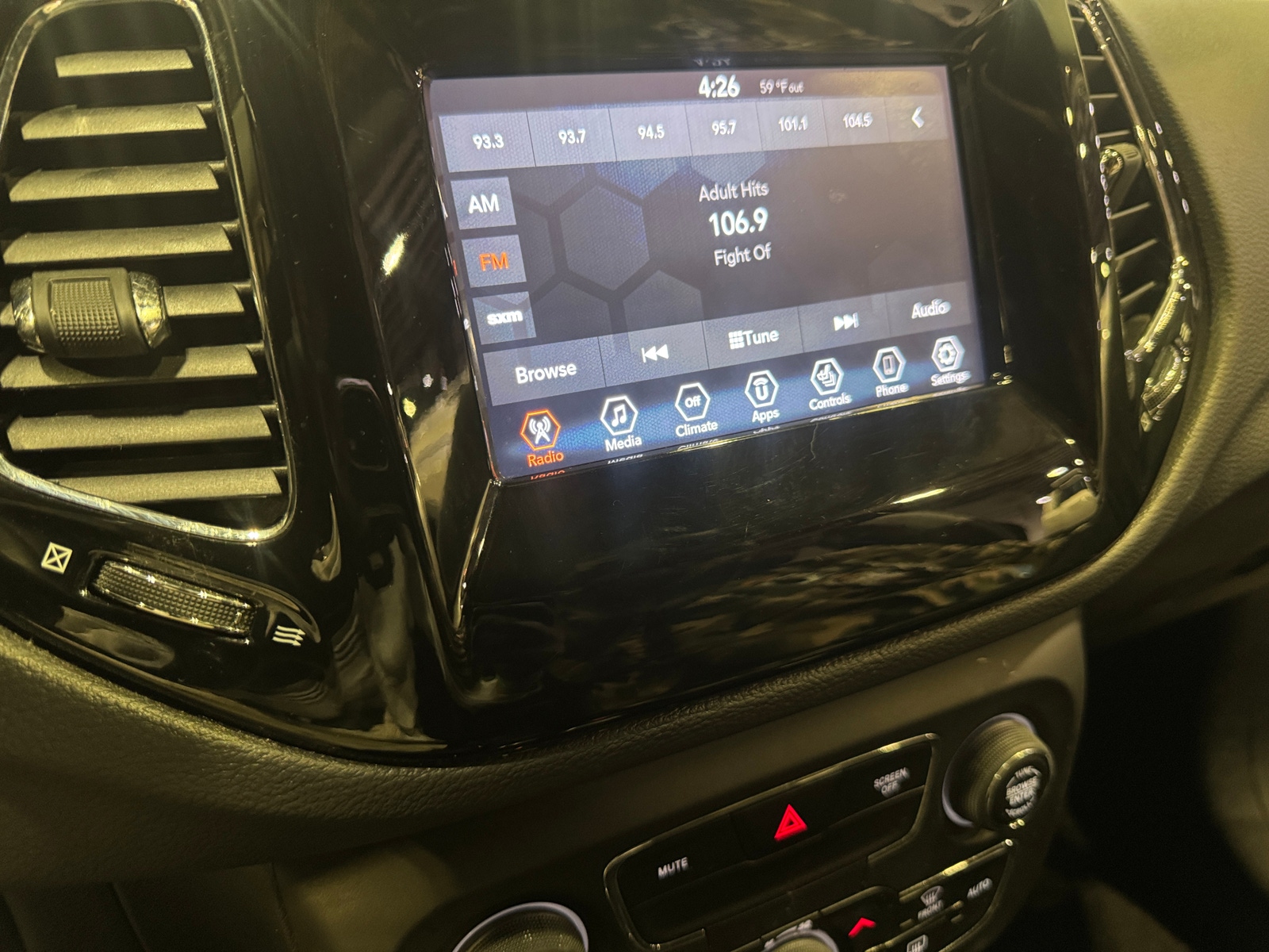 Thumbnail: 2019 Jeep Compass - 4