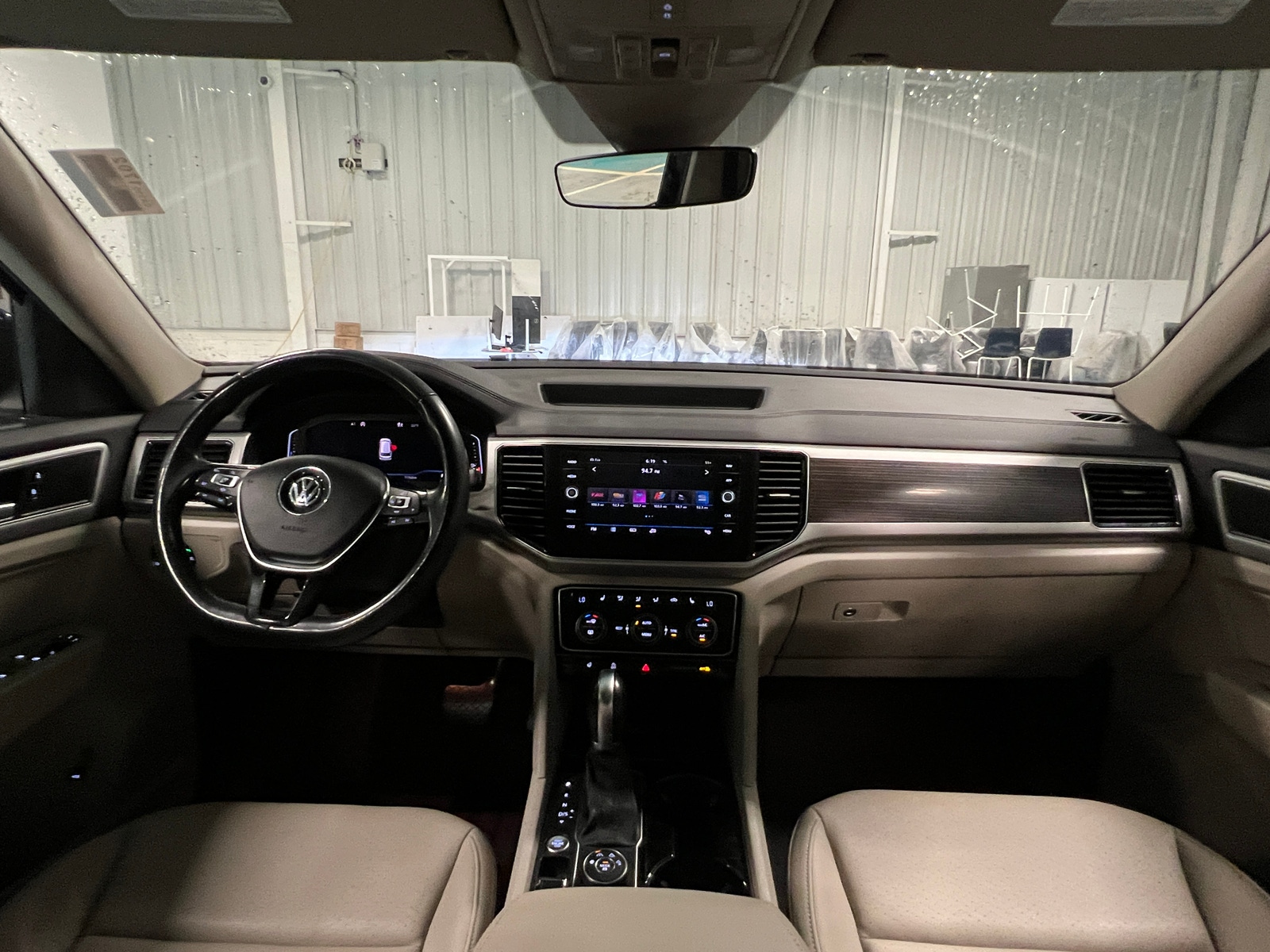 Thumbnail: 2019 Volkswagen Atlas - 2