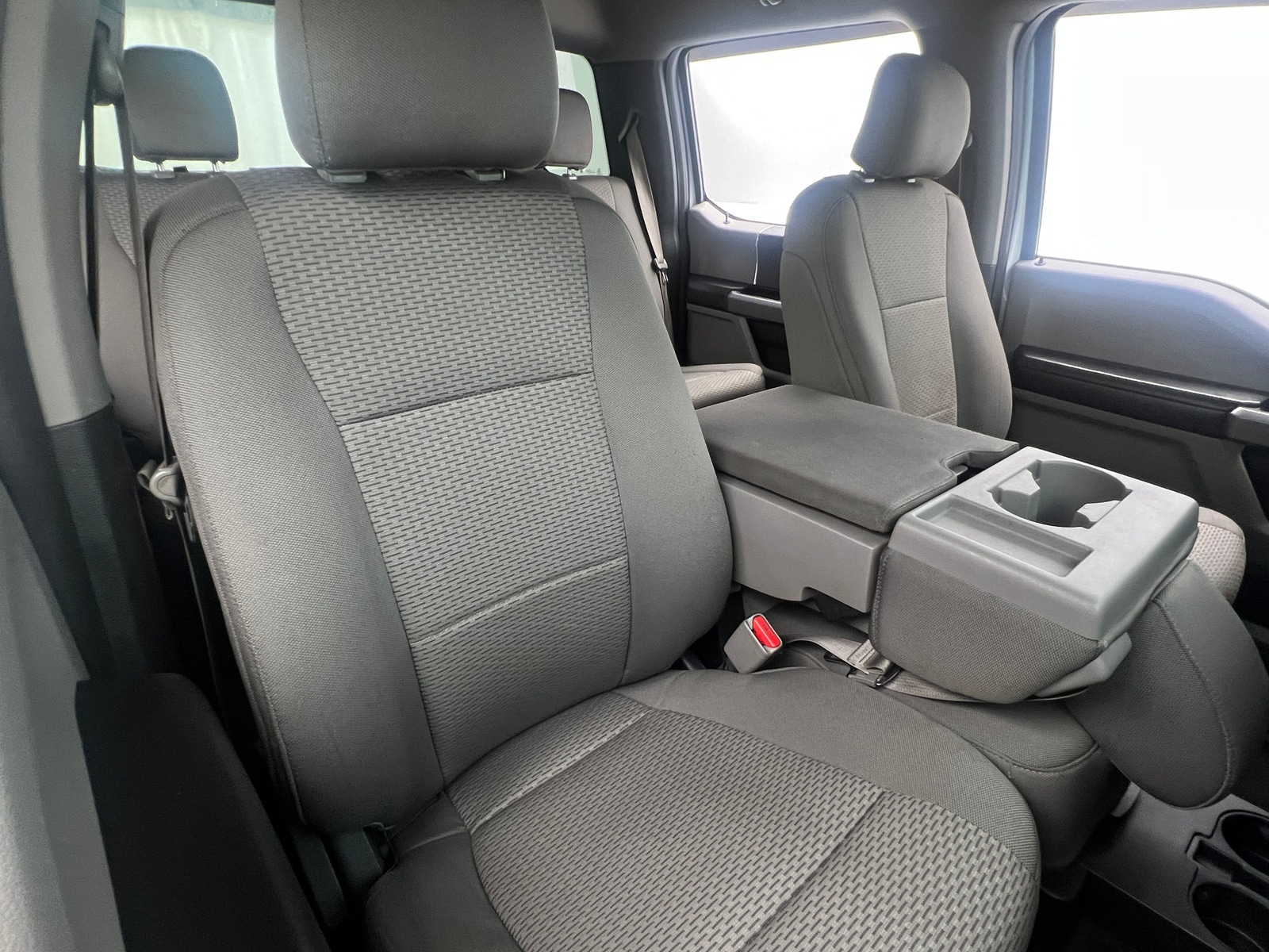 Thumbnail: 2016 Ford Econoline - 2