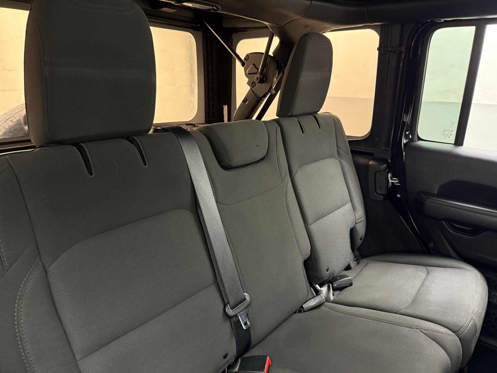 Thumbnail: 2018 Jeep Wrangler - 6